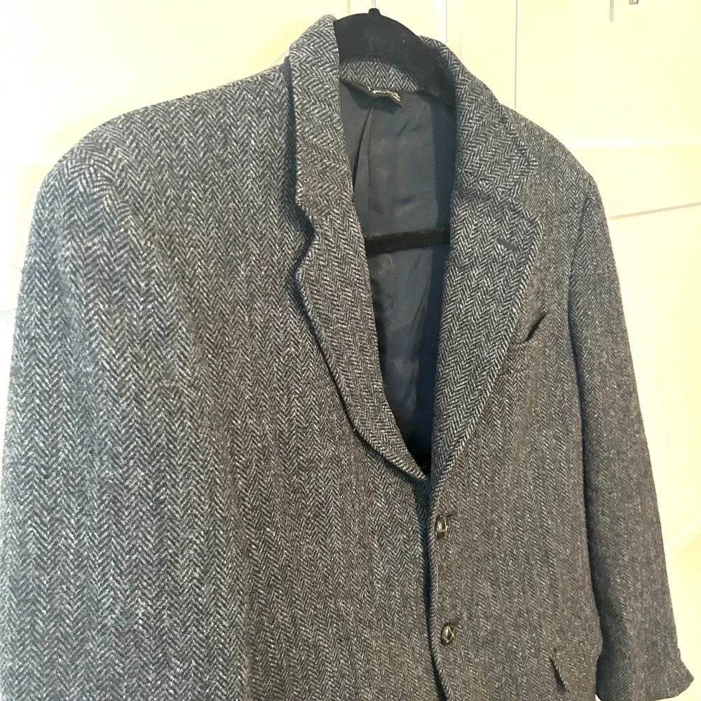 JoS. A. Bank Men's Grey‎ and Black Harris Tweed Wool Sport Coat in Size 42 L